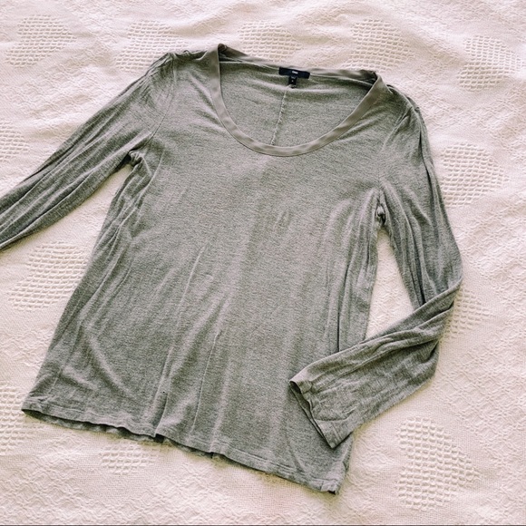 GAP grey scoop neck tee - Picture 1 of 4